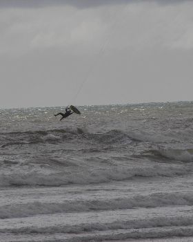 Kitesurfing