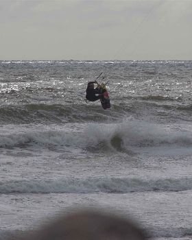 Kitesurfing
