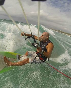 Kitesurfing