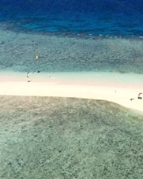 WindSwell Kitesurfing Tours