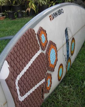 Kitesurfing