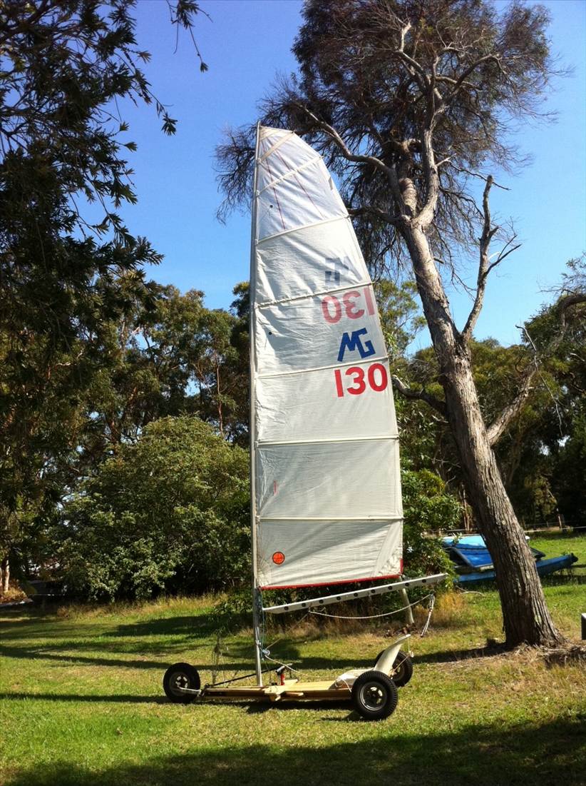 Kev's yacht, rear axle laminates, wishbone sandwich on hull