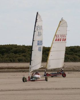 some land yachts at port gawler today sunday 6th April 2008