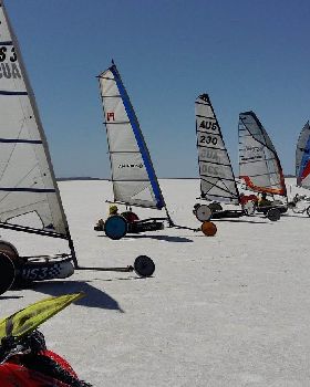 sailing lake Wallyungup