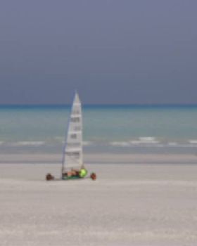 80 mile beach