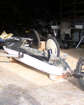 mini yacht 002