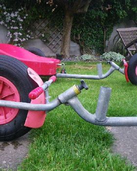 Simple front end, mast foot and steering - all in one.