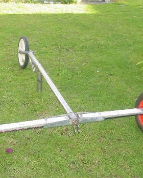 SKI axle mounting