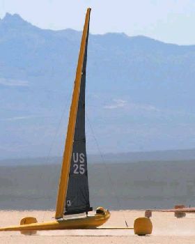 Alan Wirtanen's fast yellow boat