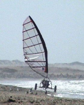 LANDSAILING  EN BAHIA DE LOBOS