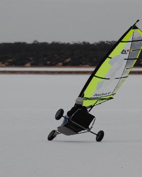 Fast sailing