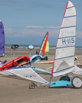 Land sailing racing 26Aug2012