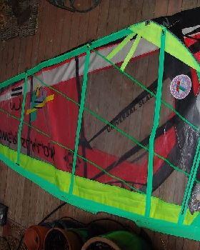 Tiga sail