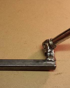 Front wheel bracket