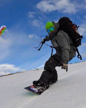 2013 snowkite