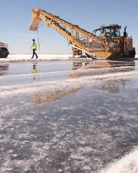 Salt harvesting at Sealake