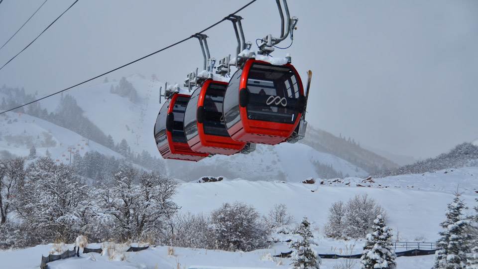 10-Waldorf-Astoria-Park-City-Gondola