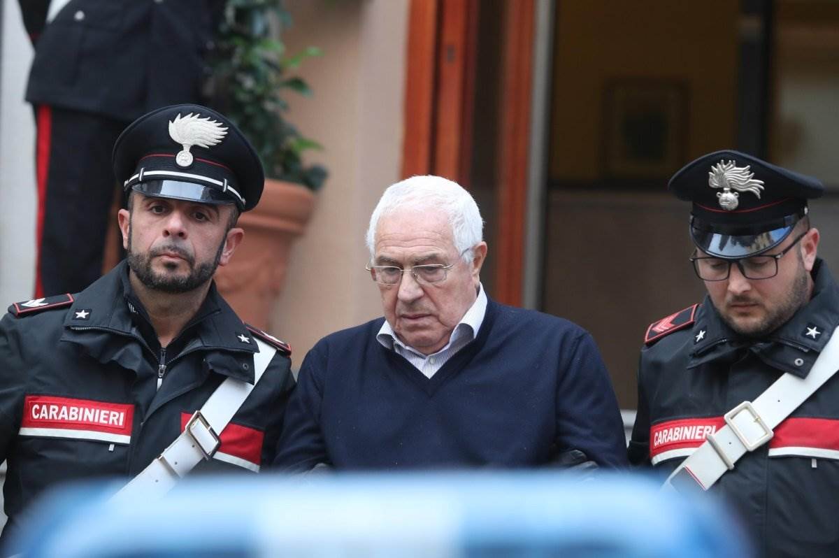 Italian-police-arrest-46-suspected-Mafia-members-including-80-year-old-boss-1279235459