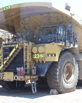 Super-pit