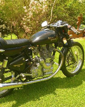 AUS230 cafe racer