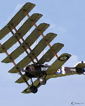 Sixed winged plane