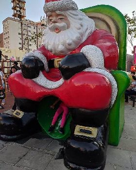 Santa birthing