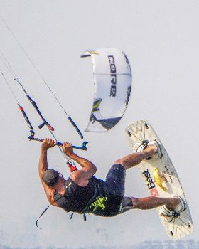 S-bend kiteloop