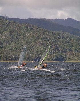 Sunday Arvo at Tinaroo Dam