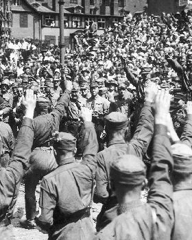 ReichsparteitagNSDAPParadeNu?rnberg1933AdolfHitler,Parade,NaziPartyrally,Nuremberg,Rober