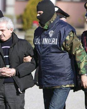 99752500italyzmafiafeb08condelloafp-1580708331