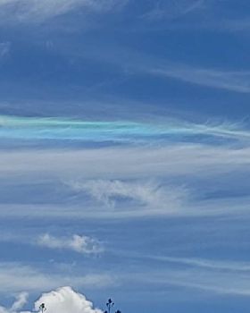 blue contrail