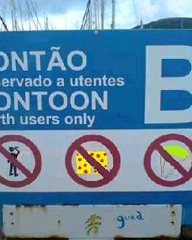 pontoon