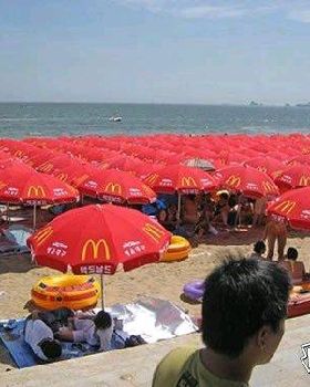day-at-the-beach-in-korea