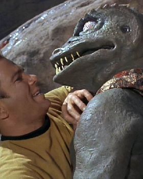 kirk-fighting-our-evil-reptilian-overlords