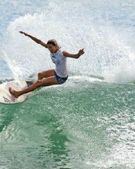 0802-10 Sally-Fitzgibbons