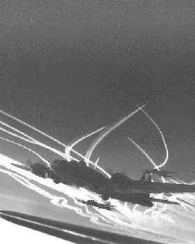 752px-II World War contrails