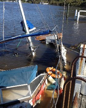 Sunk YACHT June 2016