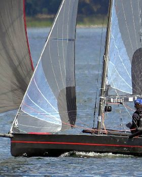 Perth 14 foot skiff racing