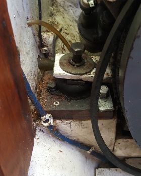 front starboard mount before removal