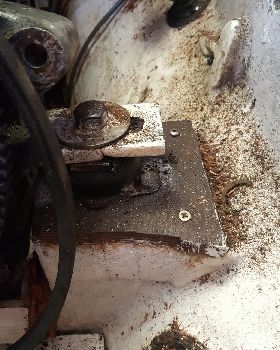 Front port mount before removal