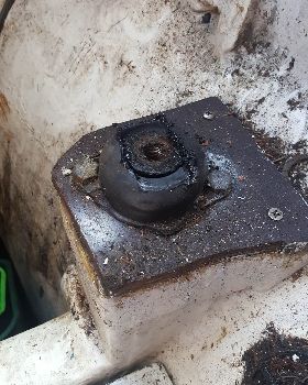 Front port mount 2