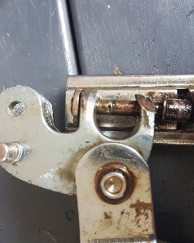 E24 Gooseneck Needs Repair ?