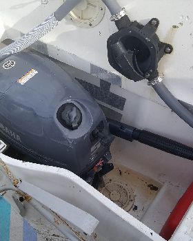 Tight engine well