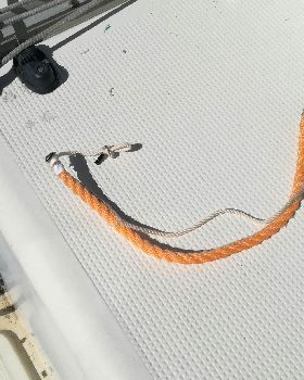track cleaner