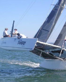Line Honours - Carbon Kopy (D Dorsett)