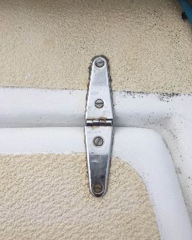 hinge