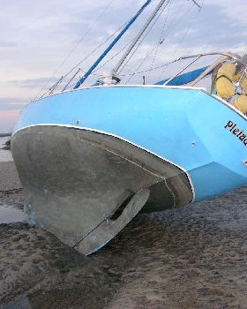 Pleiades 28.5 ft Triton