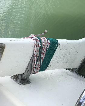 Broken rudder on Cavalier 28