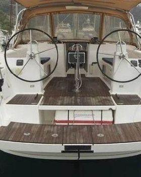 Dufor transom