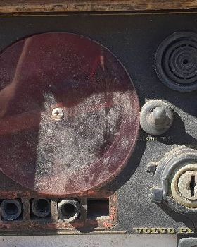 Volvo panel reduced
